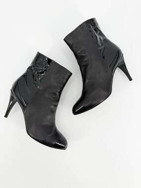 Chanel Boots Black CC Logo Patent Leather Stiletto Ankle Booties Size 40.5